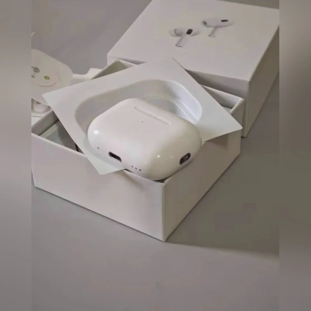 Pods Pro 2nd - Picture 2 of 4